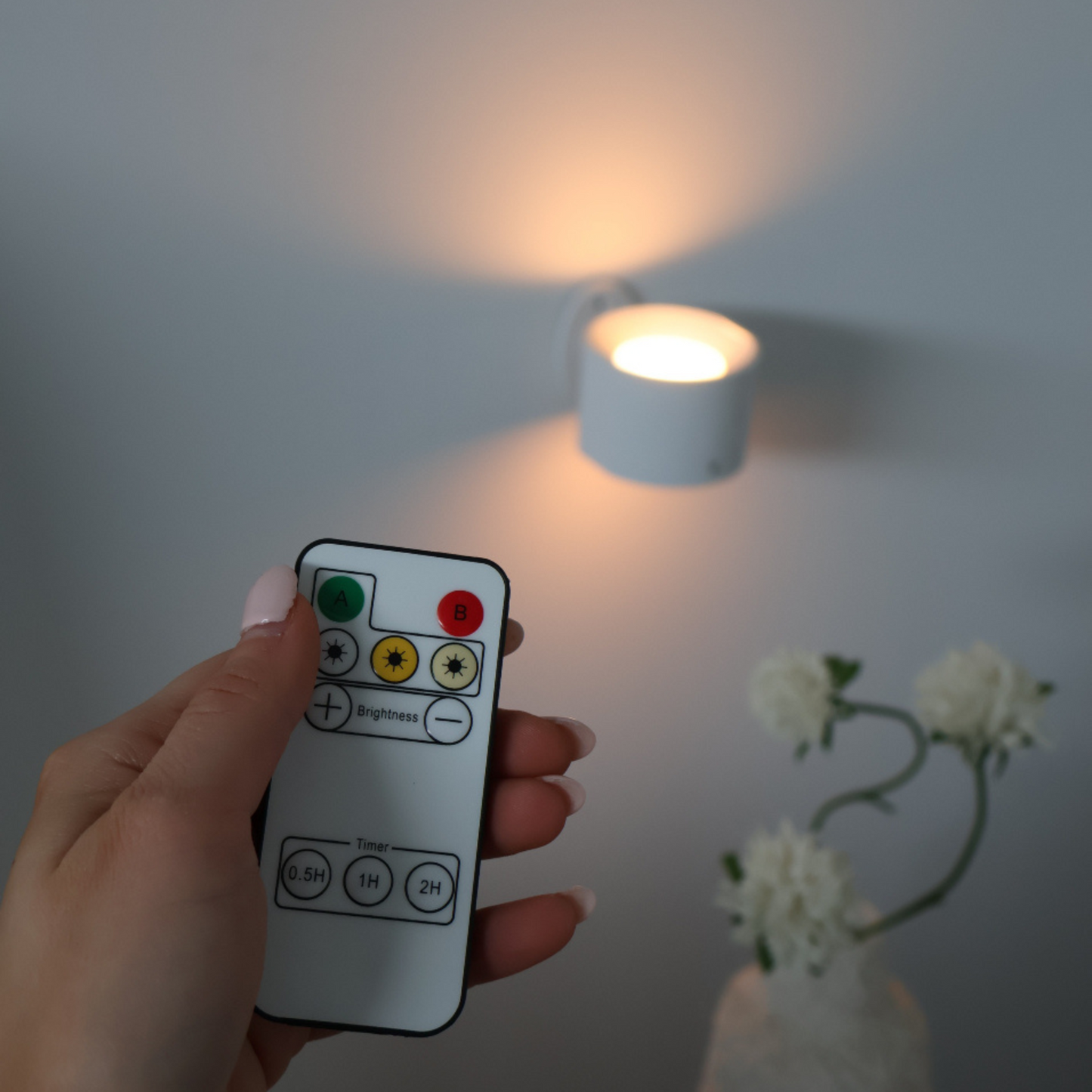 Illuvia™ | Dimbare Draadloze LED Wandverlichting met afstandsbediening