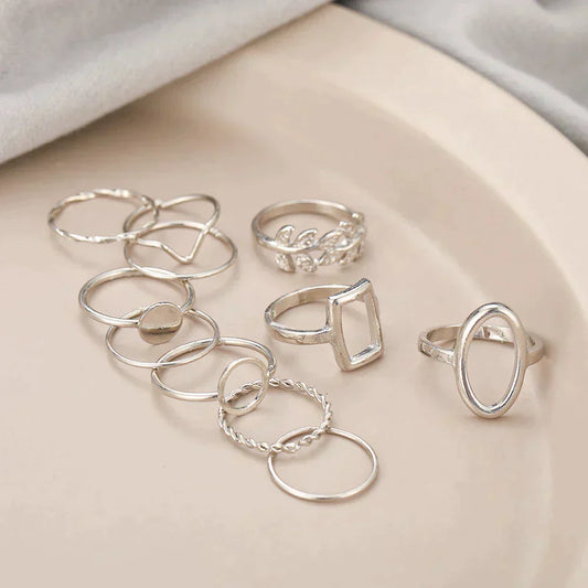 Set van 11 Zilveren Ringen
