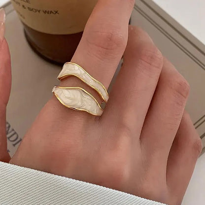 Antieke Witte Keramiek Ring | Goud