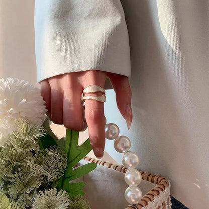 Antieke Witte Keramiek Ring | Goud