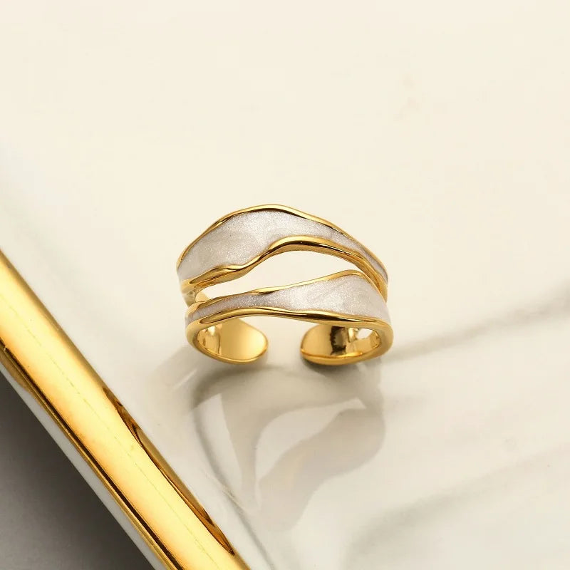 Antieke Witte Keramiek Ring | Goud