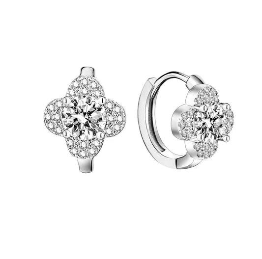 Moissanite Clover Oorbellen | Witgoud
