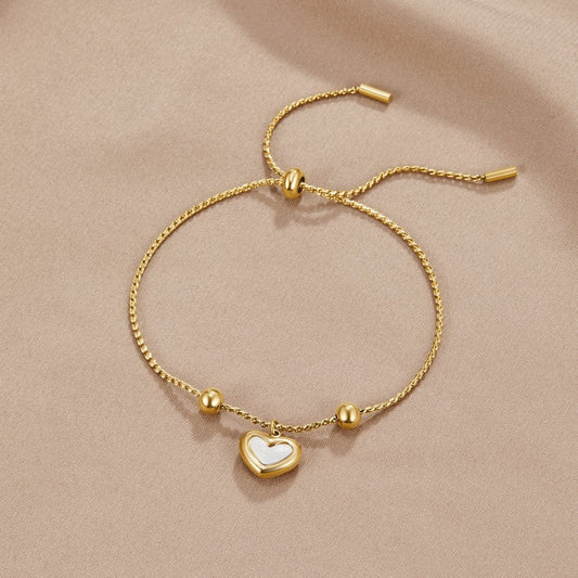 Everlasting Heart Armband