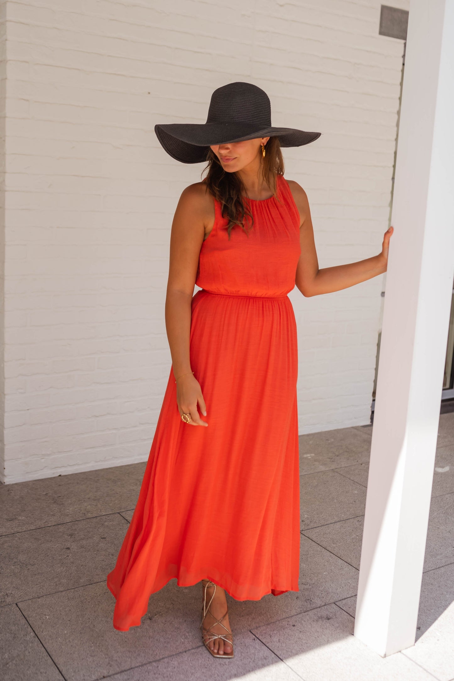 Norelia® | De zomerjurk in een krachtige oranje kleur
