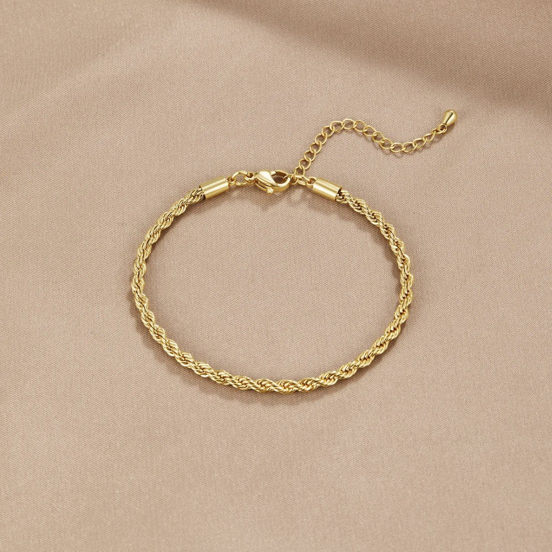 Twisted Chic Armband | Goud